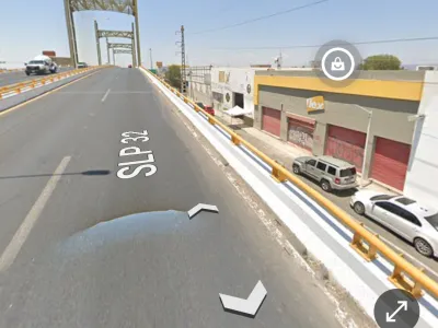LOCAL COMERCIAL EN PRADOS SOBRE PERIFÉRICO 