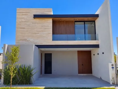 CASA CON RECÁMARA PLANTA BAJA EN SAN ÁNGEL V