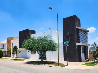 EL LOCAL COMERCIAL MÁS GRANDE DE VILLA MAGNA (Ideal para restaurante, oficinas, cowork o spa)